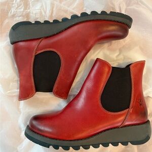 Fly London - Red - Salv Chelsea Boot - 39